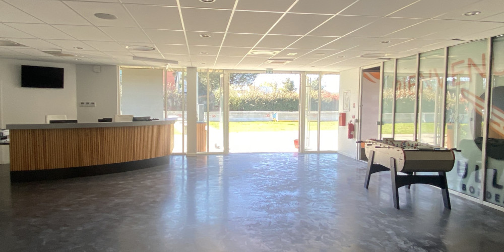 local industriel à MERIGNAC (33700)